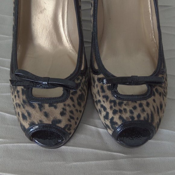 New Stuart Weitzman Leopard Print Peep Toe Pumps sz 8 - Picture 6 of 15